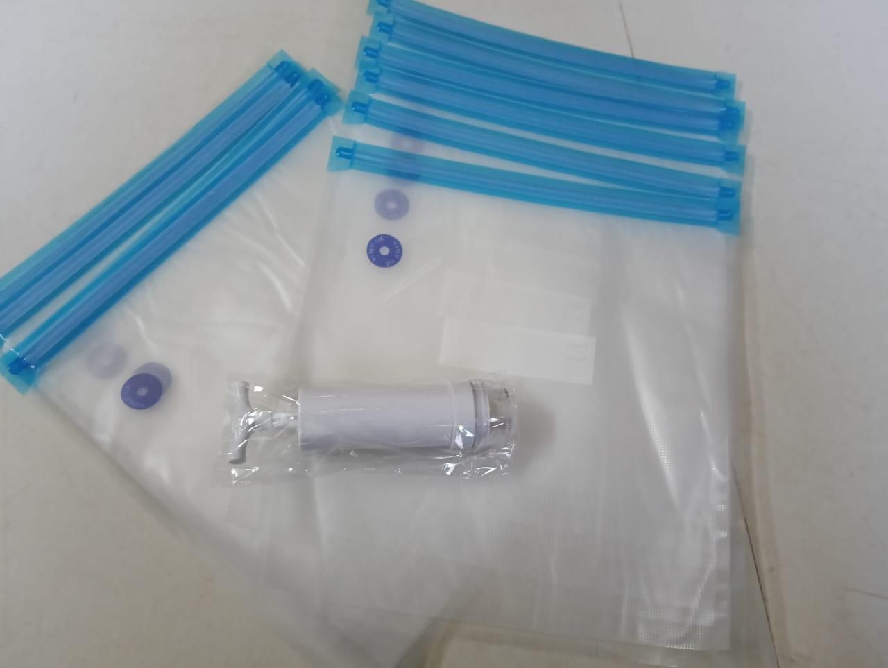 🛍️ Vacuum Sealing Resealable Food Vacuum Bags - Pack of 10 Pieces