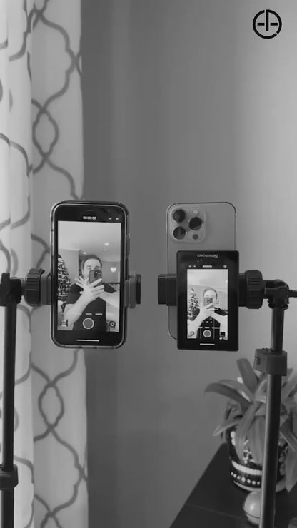 📱 Wireless Magnetic Selfie Screen – See Yourself. Shoot Like a Pro